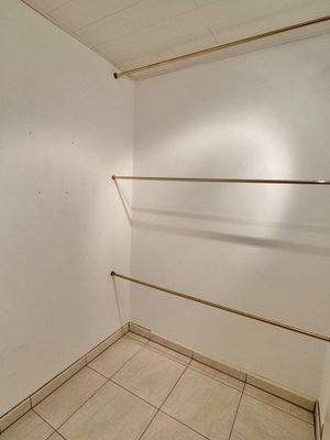 begehbarer Schrankraum