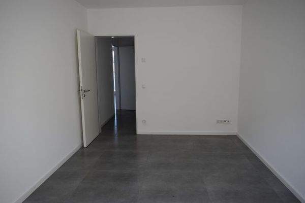 von Schlafzimmer in Diele