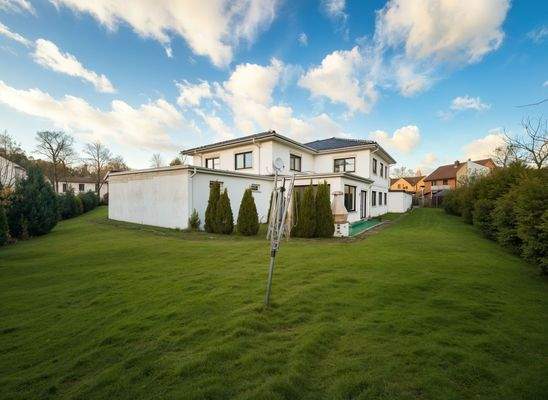 Grundstück [Rückseite]