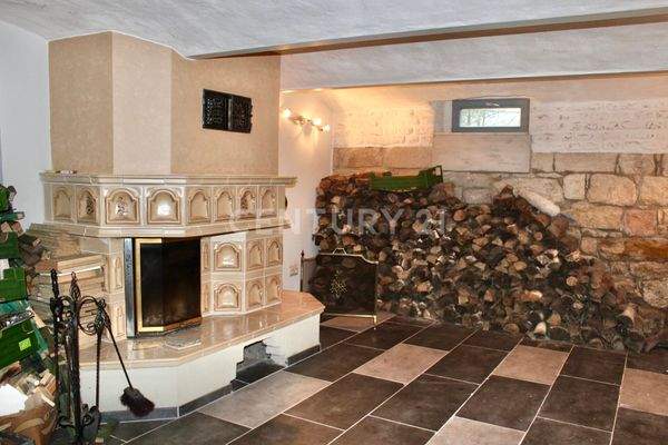 Kaminzimmer im Keller