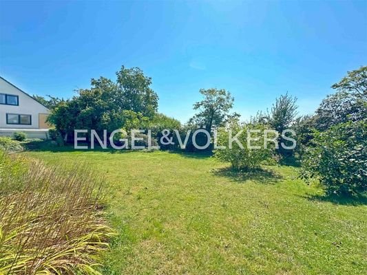 Weitläufiges Gartengrundstück
