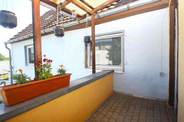 … Ihren ersten Balkon