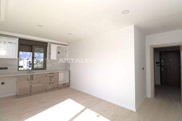 Nature View Flat for Sale in Antalya Dosemealti