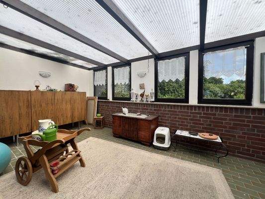 geschlossene Dachterrasse OG