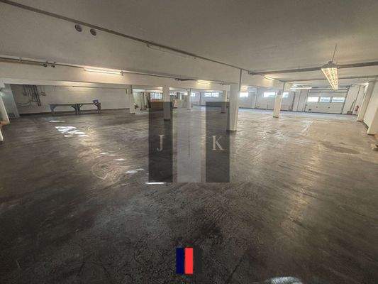 Halle Innenansicht 3