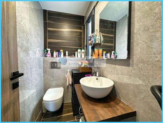 61d50af77ce9499bbc2164acd560fb5b-original