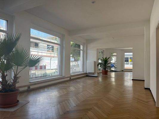 unvermietete Ladeneinheit