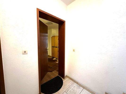 Die Wohnung OG rechts: …