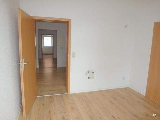 zwei Zimmer hintereinander