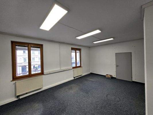 Büroraum für 3 Arbeitsplätze