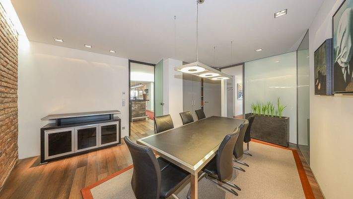 KITZIMMO-Repräsentatives Büro in Top-Zentrumslage mieten - Immobilien Kitzbühel.