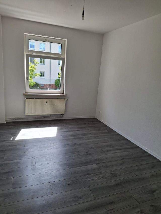 Geräumige 2-Raumwohnung mit Balkon in Chemnitz-Hilbersdorf - Photo 2