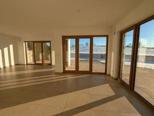 Blick von der Küche Richtung Essbereich