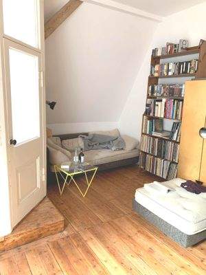 49CABB77-FB0C-4ACB-91B7-958803