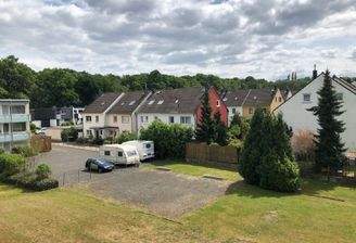 Blick vom Balkon ins Grüne