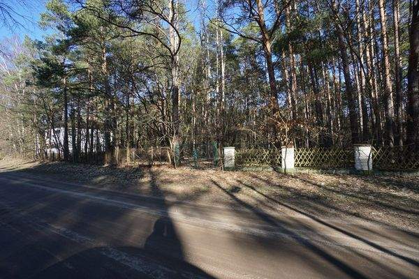 Straße vor dem Grundstück (1).jpg