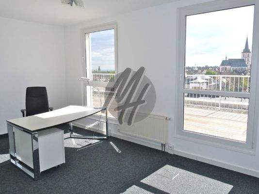 INFOS UNTER: 06171-586000