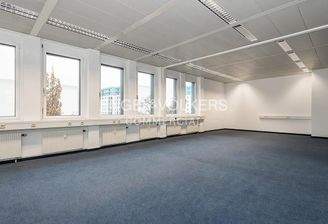 Beispielhaftes Büro 