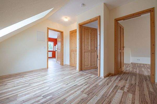 Flurzimmer im Dachgeschoss