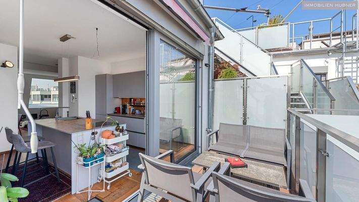 Küche mit Terrasse