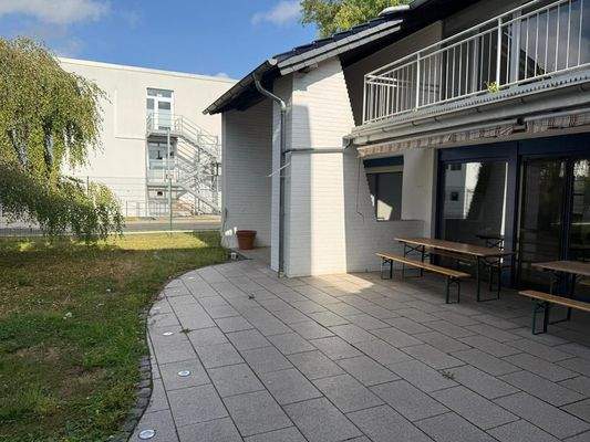 Vorderhaus TerrasseGarten