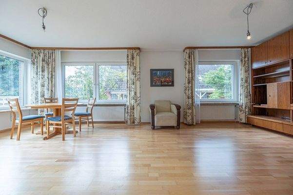 Großzügiges Wohn-/Esszimmer