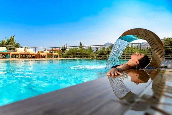 Kreta, Tsifliki: Umweltfreundliche Villa mit Pool, Garten und Whirlpool bei Elounda zu verkaufen