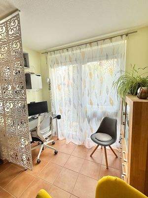 Arbeitsplatz im Wohn-/Essbereich