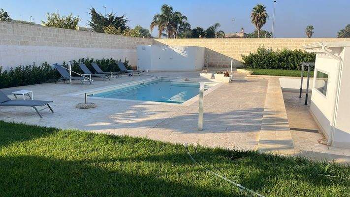 neue Villa in Galugnano (Apulien)