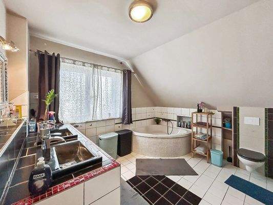 Badezimmer Dachgeschoss
