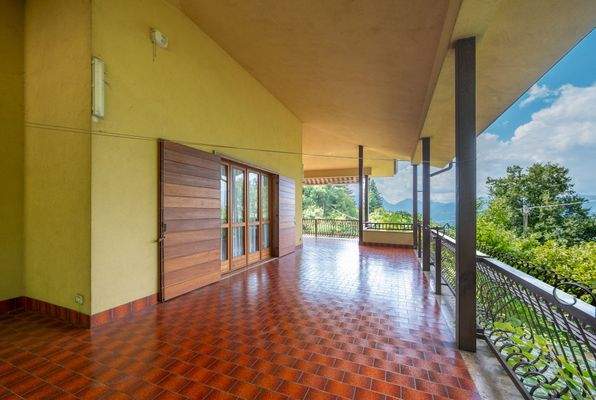 Esterni SanZeno_004.JPG