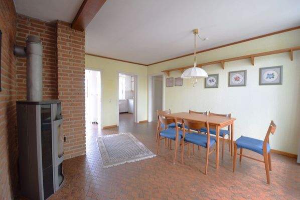 Essbereich mit Kaminofen