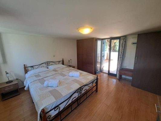 Kreta, Douliana: Elegante Maisonette-Wohnung mit Gemeinschaftspool zu verkaufen