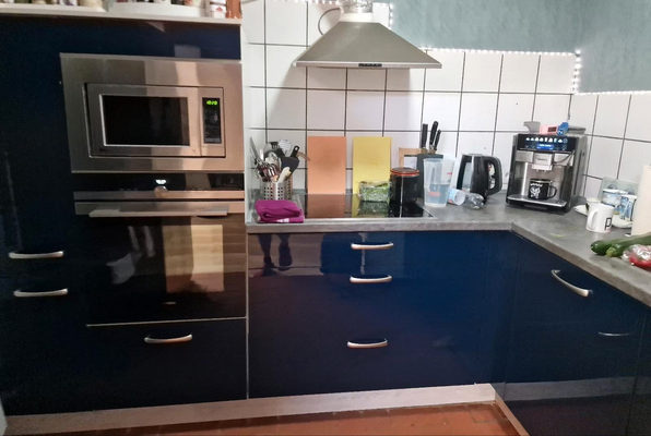 77066220-bcbf-4427-a502-02e3095c877d