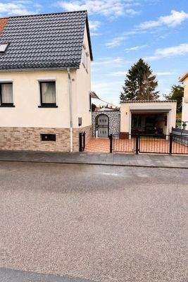 Helles Einfamilienhaus 