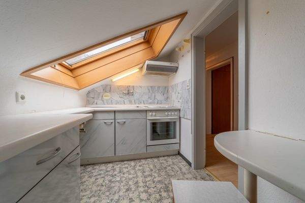 Küche mit Einbauküche DG