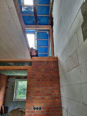 Zugang Whg. 2 EG zum DG