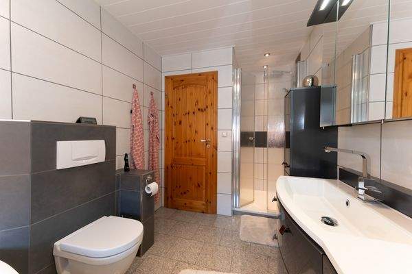 Badezimmer Dachgeschoss