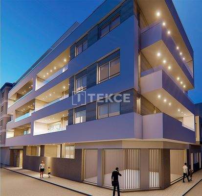 Apartments with Rooftop Jacuzzi Near Beach in Torrevieja