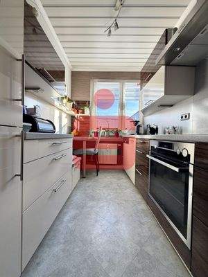 Küche inkl. hochwertiger Einbauküche