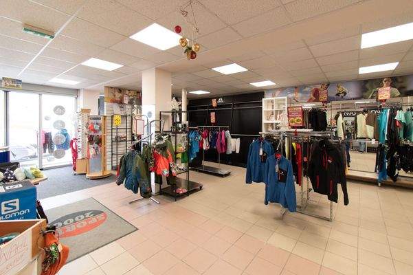 Löwen-Immobilientreuhand-Gewerbeobjekt-Geschäftslo