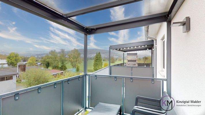 ... herrlicher Weitblick vom Balkon