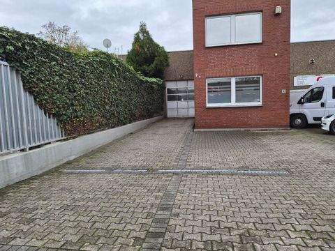 Neuss Halle, Neuss Hallenfläche