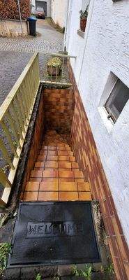 Haus_43 Ausseneingang Keller