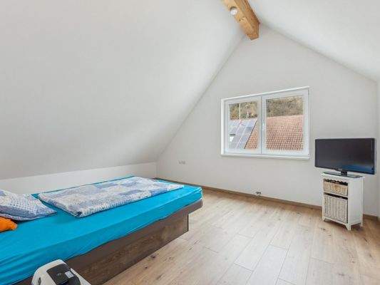 Schlafzimmer Bad Wohnung 2_1