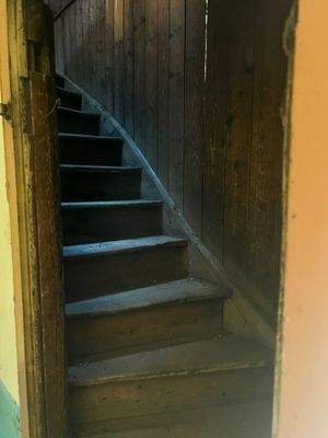 Spitzboden-Treppe