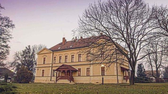 Kastély őszi.jpg