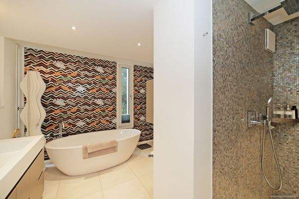 luxuriöses Badezimmer