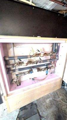 Wasserrohre u. Anschlüsse neu