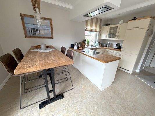 Essbereich mit Küche